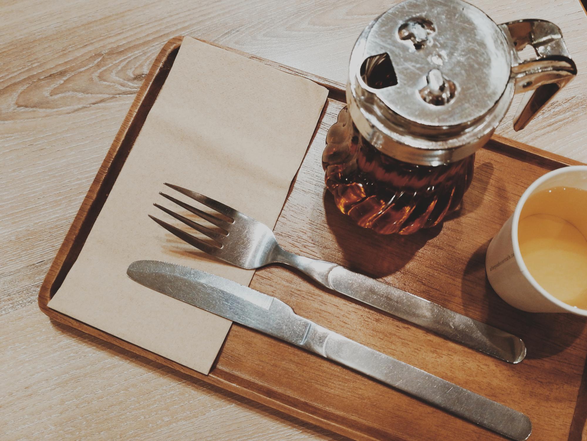 Stół przygotowany do degustacji — pakiet szefowski